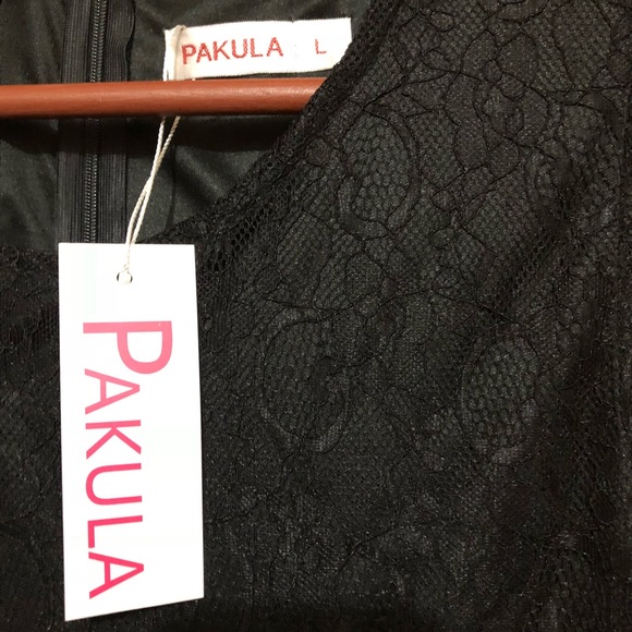 Black lace dress - Picture 4 of 8